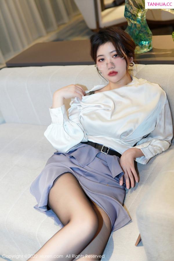   [XiuRen]高清写真图 2022.12.22 No.6028 奈奈子 新人美腿第24张图片